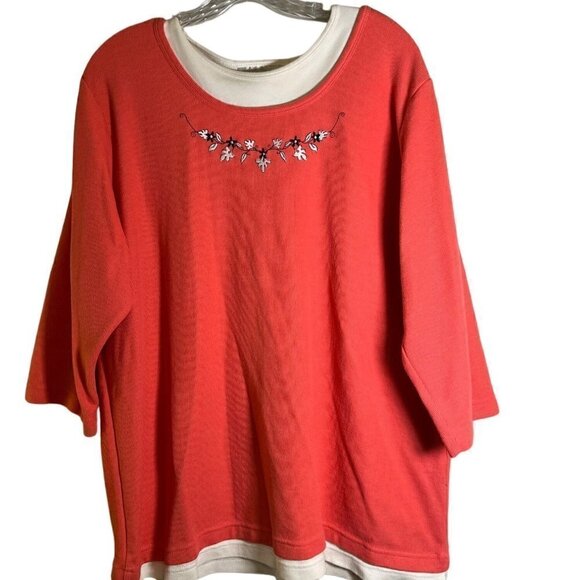 SPORTS Savvy Women's Vintage Flower Embroidered Coral & White 3/4 Sleeve Size 1X - Picture 2 of 11